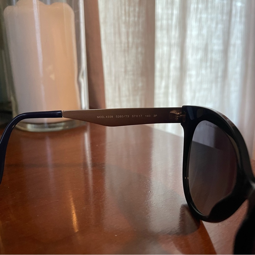 EUC Versace - Polarized Cat Eye Sunglasses - Picture 6 of 14